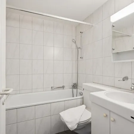 Shiny In - Crown 37 Appartement *